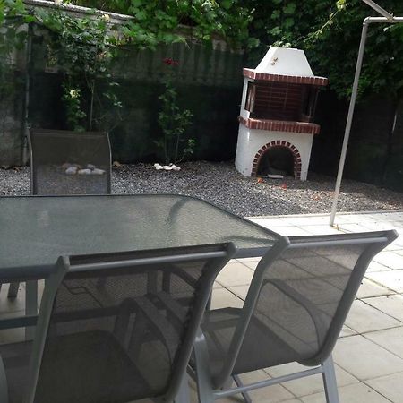 Friends 2 Apartment Peraia  Екстер'єр фото