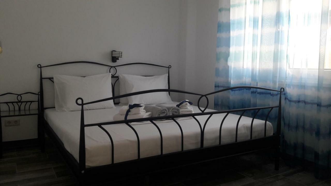 Friends 2 Apartment Peraia  Екстер'єр фото
