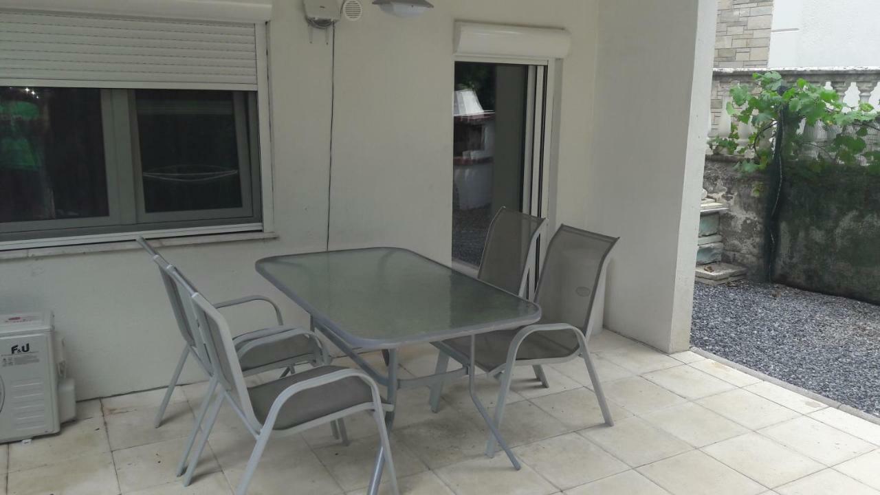 Friends 2 Apartment Peraia  Екстер'єр фото