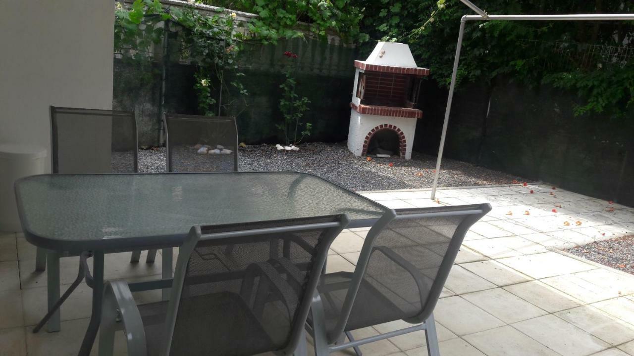 Friends 2 Apartment Peraia  Екстер'єр фото